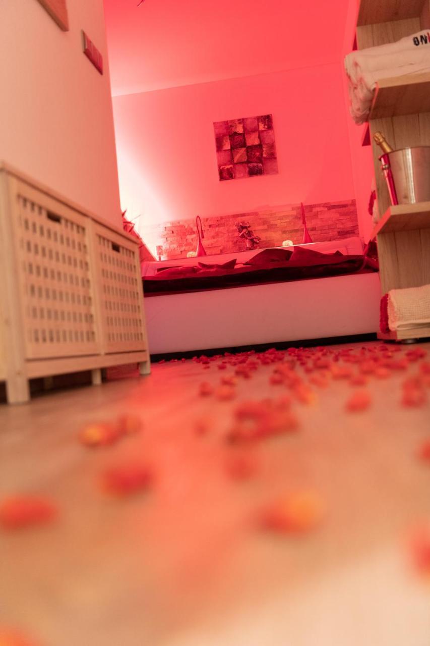 Romanticky Wellness Suite Hotel Heinz Добриш Екстериор снимка
